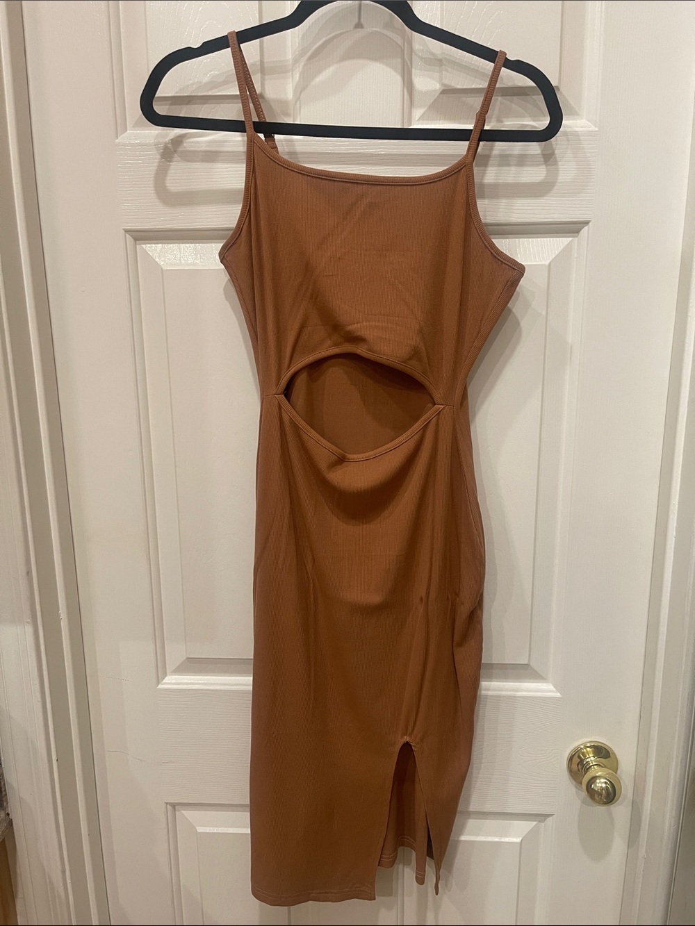 Sleek Cutout Spaghetti-Strap Midi Dress in Brown S:M
